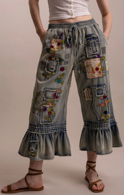 Embroidery Patchwork Ruffle Hem Cropped Pants
