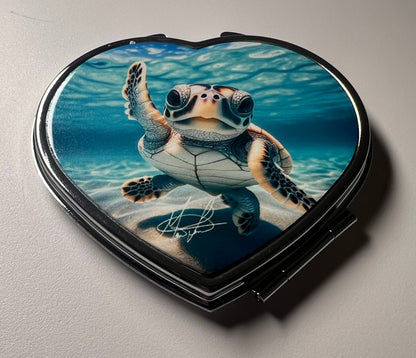 Waving Sea Turtle Compact Mirror
