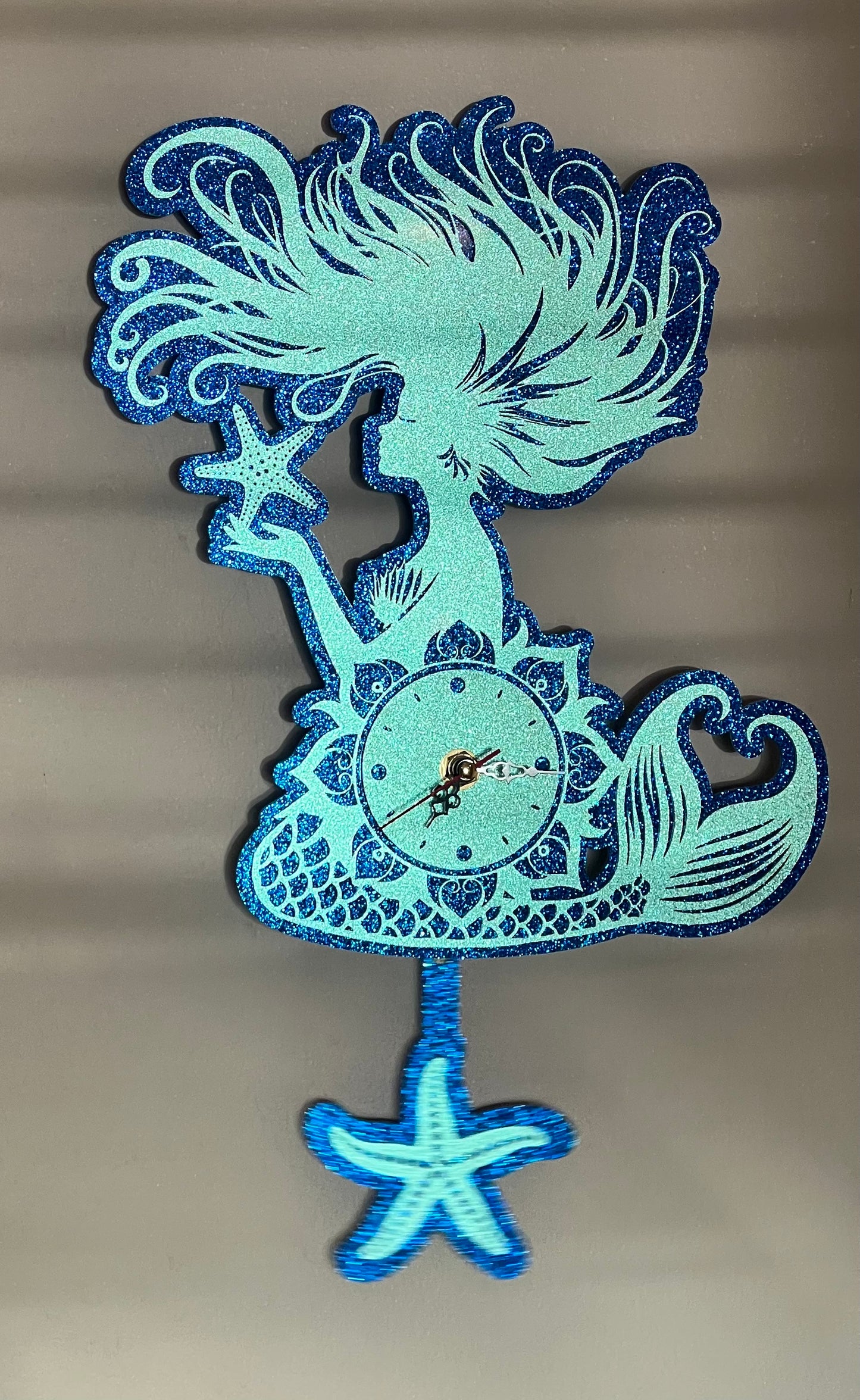 Mermaid Glitter Acrylic Clock